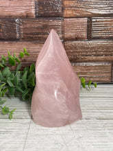 Load image into Gallery viewer, Rose Quartz Flame