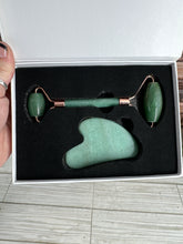 Load image into Gallery viewer, Facial Massage Gift Set- Multiple Stones Available