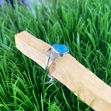 Load image into Gallery viewer, Blue Apatite Sterling Silver Ring Size 11
