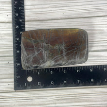Load image into Gallery viewer, Sunset Labradorite Freeform