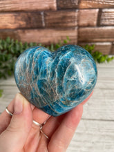 Load image into Gallery viewer, Blue Apatite Heart