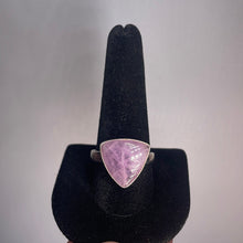 Load image into Gallery viewer, Kunzite Size 12 sterling Silver Ring