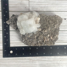 Load image into Gallery viewer, Apophyllite & Stilbite