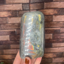 Load image into Gallery viewer, Sunset Labradorite Freeform