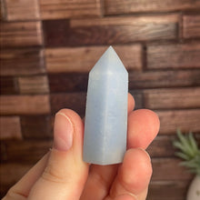 Load image into Gallery viewer, Angelite Mini Tower