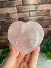 Load image into Gallery viewer, Rose Quartz Heart Medium