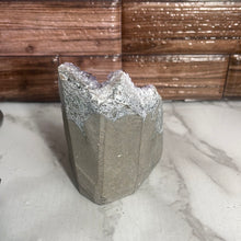 Load image into Gallery viewer, Amethyst Geode