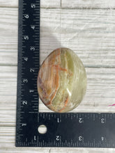 Load image into Gallery viewer, Onyx Egg Carving