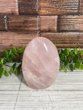 Load image into Gallery viewer, Rose Quartz Freeform
