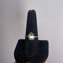 Load image into Gallery viewer, Peridot Size 9 Sterling Silver Ring