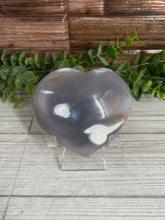 Load image into Gallery viewer, Orca Agate Heart