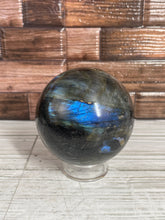 Load image into Gallery viewer, Labradorite Sphere