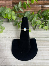 Load image into Gallery viewer, Moonstone SZ 4 Sterling Silver Ring