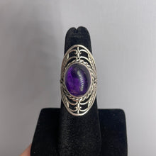 Load image into Gallery viewer, Amethyst Size 6 Sterling Silver Ring