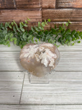 Load image into Gallery viewer, Flower Agate Heart