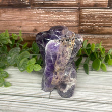 Load image into Gallery viewer, Amethyst Male Body Carving