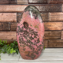 Load image into Gallery viewer, Rhodonite Freeform