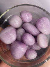 Load image into Gallery viewer, Kunzite Tumbled Stone