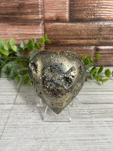 Load image into Gallery viewer, Pyrite Heart