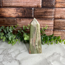 Load image into Gallery viewer, Onyx Tower