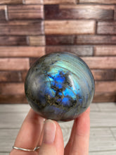 Load image into Gallery viewer, Labradorite Sphere