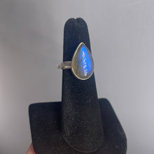 Load image into Gallery viewer, Labradorite Size 5 Sterling Silver Ring