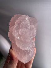 Load image into Gallery viewer, Rose Quartz Rose Carving