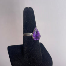 Load image into Gallery viewer, Amethyst Size 8 Sterling Silver Ring