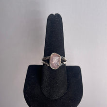 Load image into Gallery viewer, Rose Quartz Size 9 Sterling Silver Ring