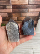 Load image into Gallery viewer, Druzy Agate Tower