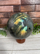 Load image into Gallery viewer, Labradorite Sphere XL