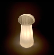 Load image into Gallery viewer, Selenite Mushroom Lamp