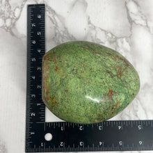 Load image into Gallery viewer, Chrysoprase Freeform