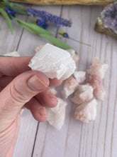 Load image into Gallery viewer, (1) Small Halite