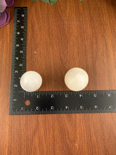 Load image into Gallery viewer, Selenite Sphere