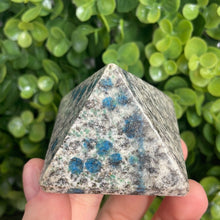 Load image into Gallery viewer, K2 Pyramid