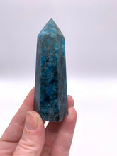 Load image into Gallery viewer, Blue Apatite Tower