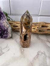 Load image into Gallery viewer, Sphalerite Tower