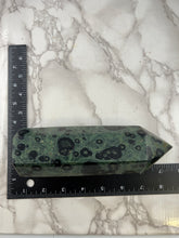 Load image into Gallery viewer, Kambaba Jasper Tower