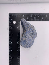Load image into Gallery viewer, Kyanite