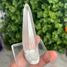 Load image into Gallery viewer, Lemurian Quartz Point