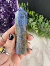 Load image into Gallery viewer, Kyanite Tower