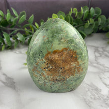 Load image into Gallery viewer, Chrysoprase Freeform