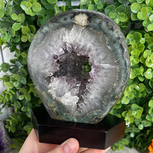Load image into Gallery viewer, Amethyst Donut With Stand