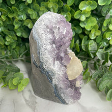 Load image into Gallery viewer, Amethyst Geode With Calcite