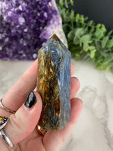 Load image into Gallery viewer, Kyanite Tower