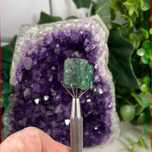 Load image into Gallery viewer, Emerald Gem