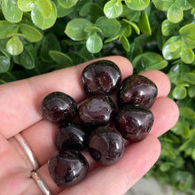 Load image into Gallery viewer, Tumbled Garnet