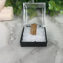 Load image into Gallery viewer, Imperial Topaz