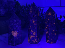 Load image into Gallery viewer, Yooperlite Tower